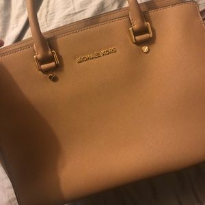Michael Kors Tan handbag & wallet